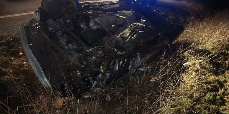 POL-HF: Tödlicher Verkehrsunfall in Vlotho- Audi-Fahrer überschlägt sich mehrfach - Foto: presseportal.de