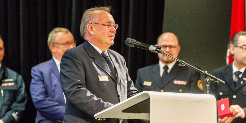 Feuerwehr MTK: Neujahrsempfang der Feuerwehren in Hattersheim am Main feiert herausragende Leistungen und langjährige Dienstzeiten [Korrektur] - Foto: presseportal.de
