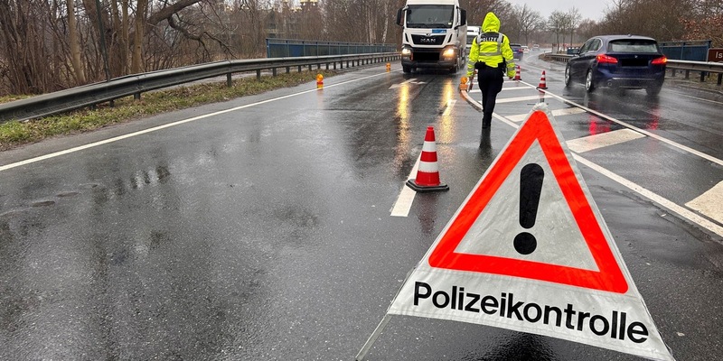 POL-GF: Verfahren nach Verkehrskontrollen - Foto: presseportal.de