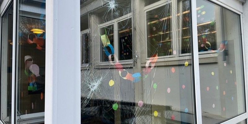 POL-PDKL: Sachbeschädigung an Schulen, Zeugen gesucht - Foto: presseportal.de