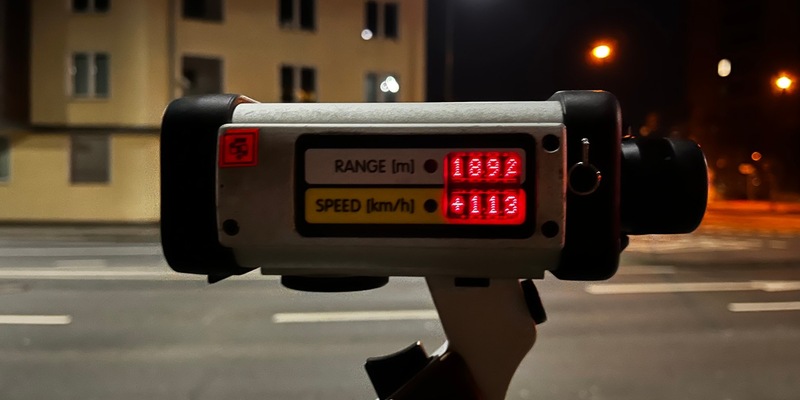 POL-D: Bilk - Mit 113 Stundenkilometern auf der Mecumstraße unterwegs - Verantwortungsloser Düsseldorfer fährt alkoholisiert zu schnell - Führerschein sichergestellt - Strafanzeige gefertigt - Foto: presseportal.de