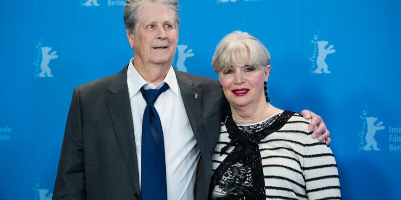 US-Sänger Brian Wilson und seine Frau und Managerin Melinda Ledbetter 2015 auf der Berlinale in Berlin. - Foto: Lukas Schulze/dpa