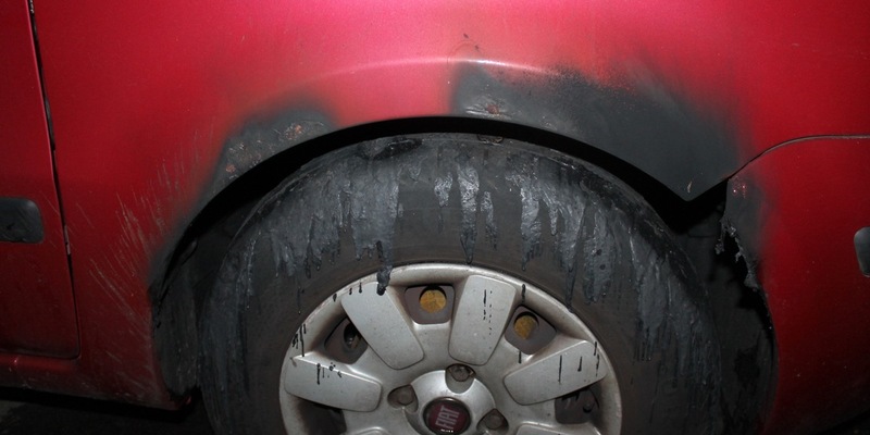 POL-AC: Nächtlicher Auto-Brand - Polizei sucht Zeugen - Foto: presseportal.de