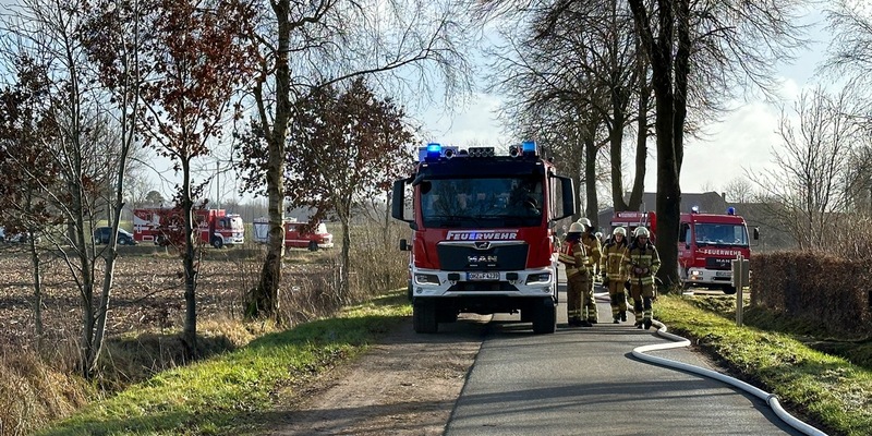 FW Osterholz-Scharm.: Landwirtschaftliches Anwesen vor Totalverlust bewahrt - Foto: presseportal.de