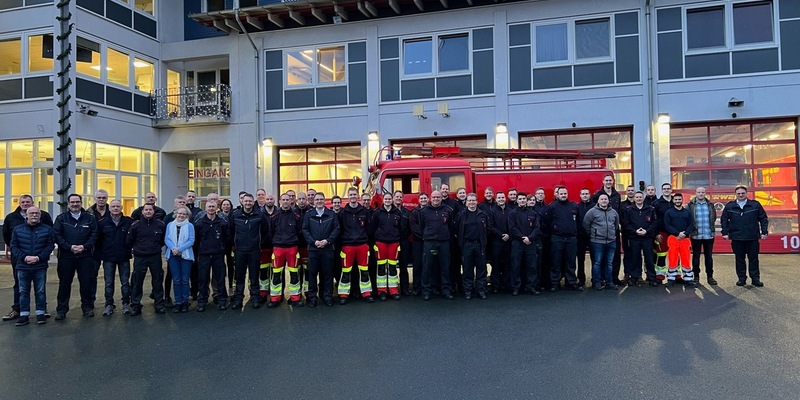 FW Menden: Verabschiedung in den Ruhestand - Foto: presseportal.de