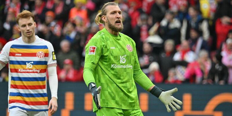 Traf zum 1:0 gegen Werder Bremen: Mainz-Kapitän Silvan Widmer. - Foto: Torsten Silz/dpa