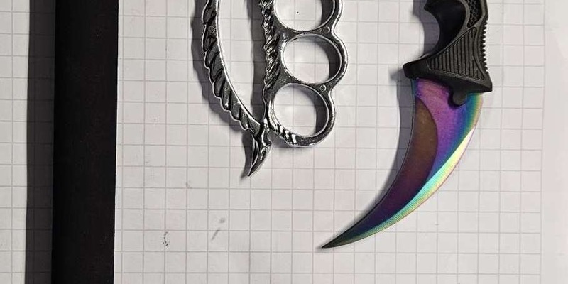 BPOL NRW: Verbotene Waffen und Drogen - Bundespolizei stellt 32-Jährigen - Foto: presseportal.de