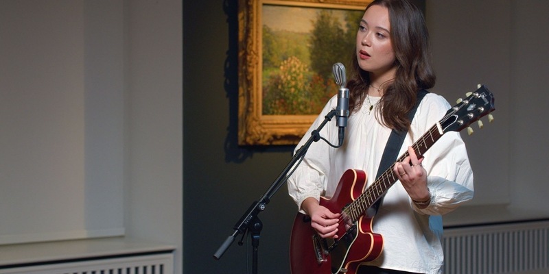 ARTE zeigt Grammy-Gewinnerin Laufey im neuen Format Sounds like Art - Foto: presseportal.de