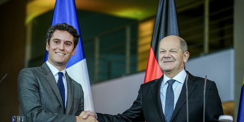 Bundeskanzler Olaf Scholz und der französische Premierminister Gabriel Attal geben im Bundeskanzleramt eine Pressekonferenz. - Foto: Kay Nietfeld/dpa
