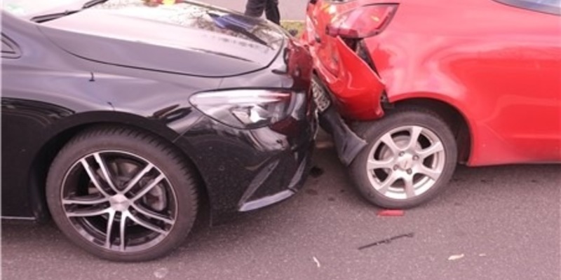 POL-ME: Eine Schwerverletzte nach Auffahrunfall - vier Autos beschädigt - Langenfeld - 2402019 - Foto: presseportal.de