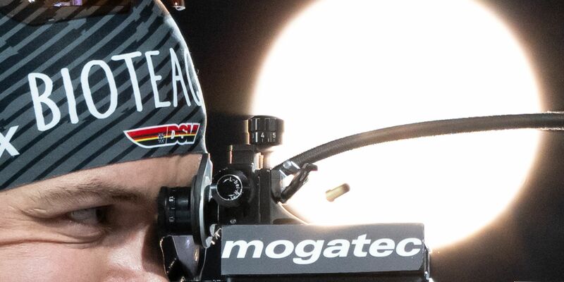 Justus Strelow leistete sich gleich sechs Schießfehler. - Foto: Hendrik Schmidt/dpa