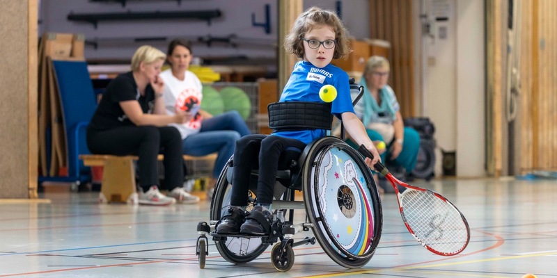 Die schwierige Suche nach Heuhaufen, Nadeln und Diamanten - Foto: presseportal.de