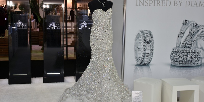 Trends 2024 bei Spielen, Schmuck und Uhren - Foto: presseportal.de