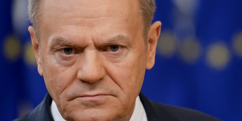 Der polnische Premierminister Donald Tusk reagiert verärgert über die gescheiterten Ukraine-Hilfen. - Foto: Omar Havana/AP/dpa