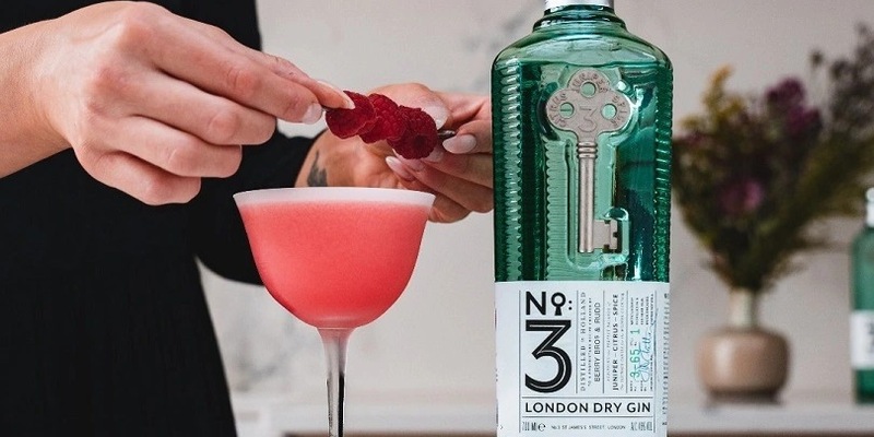 Clover Club: Ein Cocktail zum Verlieben mit No. 3 Gin - Foto: presseportal.de