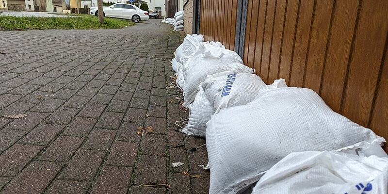 Sandsäcke zum Hochwasserschutz (Archiv) - Foto: über dts Nachrichtenagentur