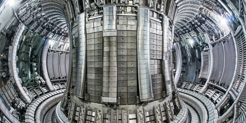 Das Innere der Kernfusionsanlage «Jet» (Joint European Torus) im britischen Culham. - Foto: Ukaea/dpa