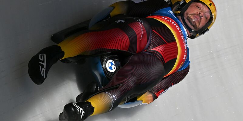 Sind in Oberhof auf das Podest gefahren: Tobias Wendl und Tobias Arlt. - Foto: Martin Schutt/dpa