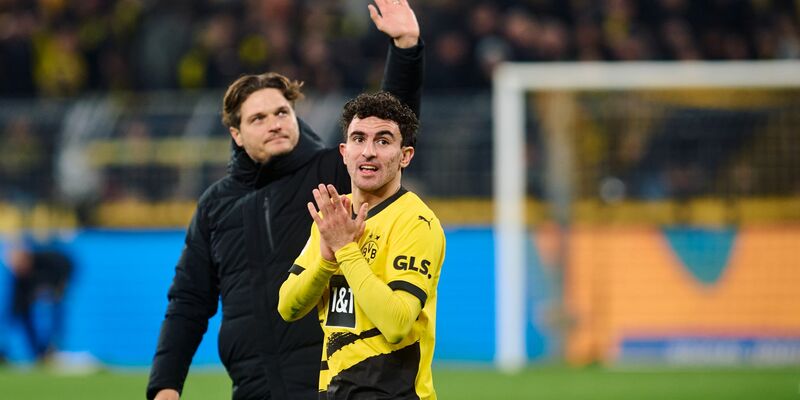 Erstmals nach seiner folgenschweren Knieverletzung Anfang Mai 2021 beim Pokal-Halbfinale gegen Kiel kam Mateu Morey (vorne) in einem Pflichtspiel wieder zum Einsatz. - Foto: Bernd Thissen/dpa