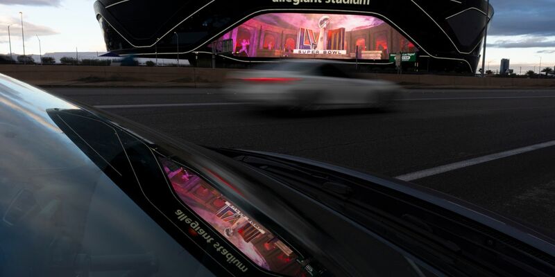 Im Allegiant Stadium in Las Vegas wird der 58. Super Bowl ausgetragen. - Foto: Gregory Bull/AP/dpa