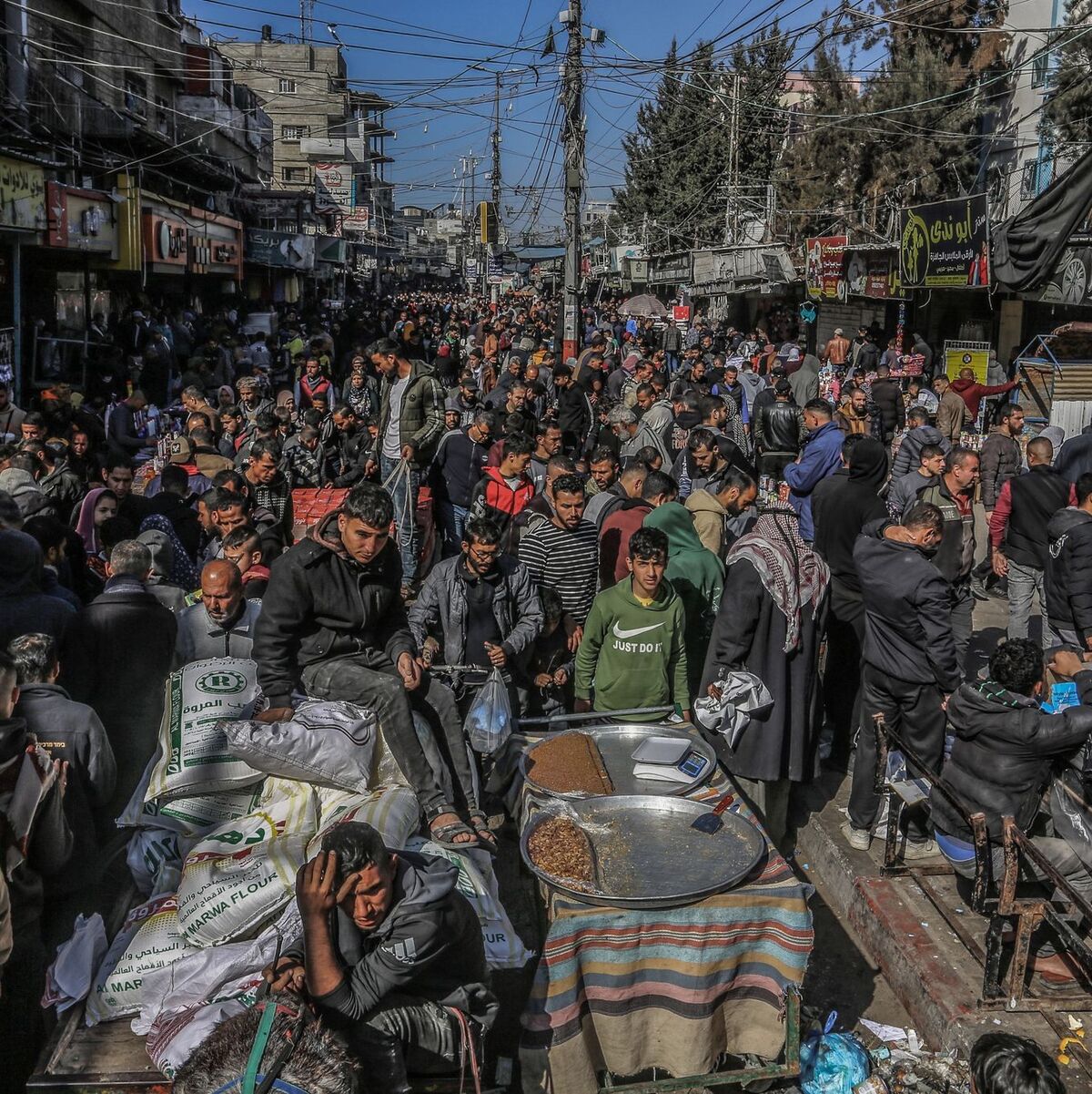 Mehr als eine Million Binnenflüchtlinge halten sich in Rafah auf. - Foto: Abed Rahim Khatib/dpa