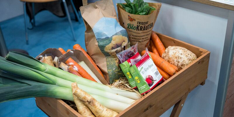 Regionales und saisonales Gemüse aus Franken auf der Naturkostmesse Biofach in Nürnberg. - Foto: Daniel Vogl/dpa