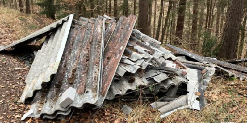 POL-OH: Illegale Müllentsorgung - Foto: presseportal.de