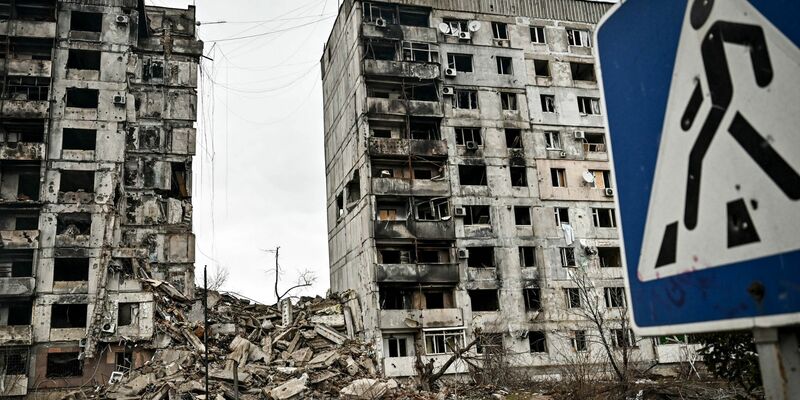 Beschädigte Wohngebäude in Orichiw (Region Saporischschja). - Foto: Uncredited/https://photonew.ukrinform.com/ Ukrinform/dpa