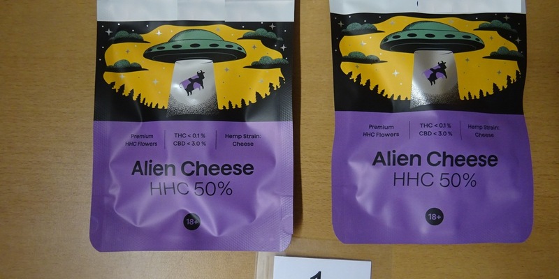 HZA-N: Käse aus dem All? Nürnberger Zoll holt Drogen aus Paketen - Foto: Zoll, presseportal.de