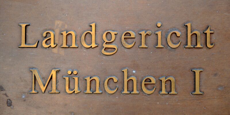 Mord verjährt nicht: Ein Mann muss sich 45 Jahre später vor dem Landgericht München I verantworten. - Foto: Frank Leonhardt/dpa