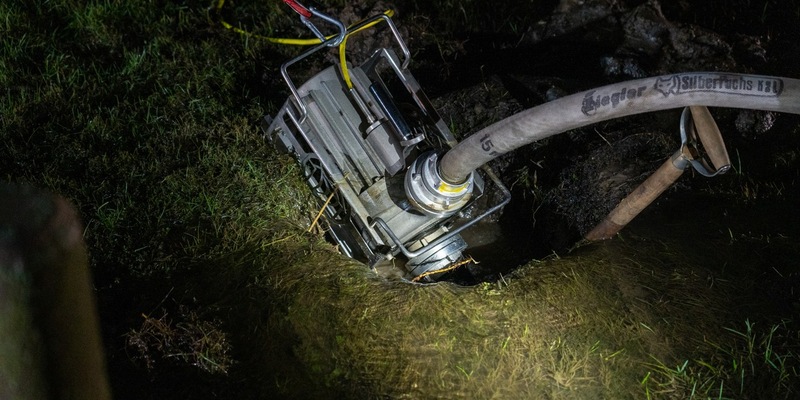 FW Flotwedel: Steigendes Oberflächenwasser erfordert erneut den Einsatz der Feuerwehren in der Samtgemeinde Flotwedel - Foto: presseportal.de
