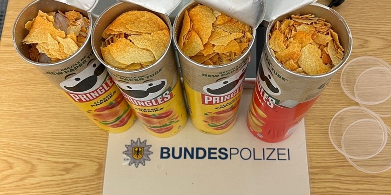 BPOL NRW: Bundespolizei stellt 1,65 Kilogramm Haschisch auf der Bundesautobahn A 52 sicher - Foto: presseportal.de