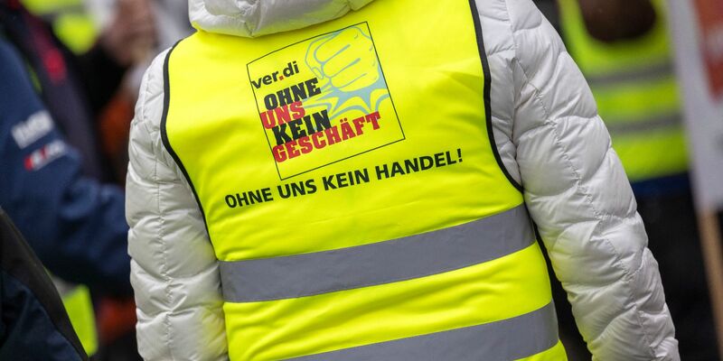 Bis Ostern will Verdi mit mehreren Aktionswochen den Druck auf die Arbeitgeber erhöhen. - Foto: Thomas Banneyer/dpa