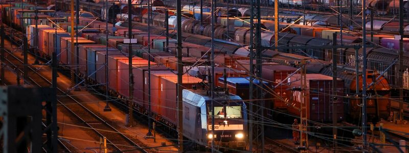 Der Streik im Güterverkehr soll 35 Stunden dauern. - Foto: Bodo Marks/dpa