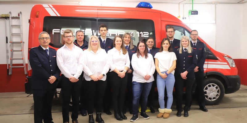 FW-KLE: Suche nach Vorbildern war erfolgreich: Blaulichtbande findet neue Betreuer:innen - Foto: presseportal.de