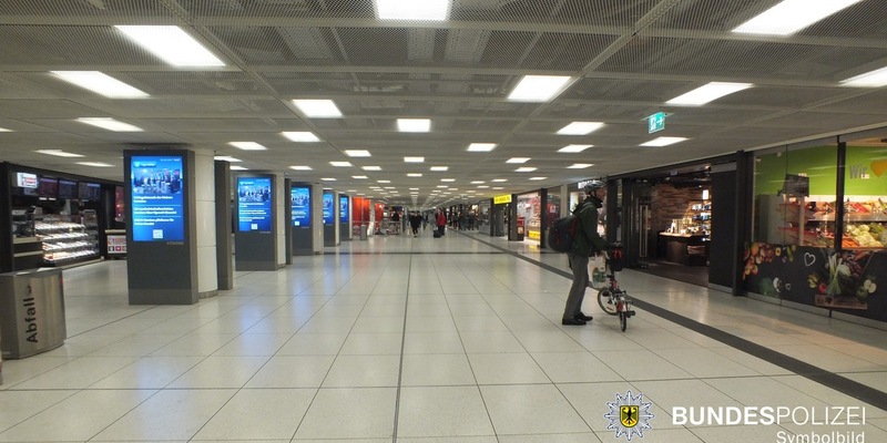 Bundespolizeidirektion München: Exhibitionist festgenommen / Identifizierung dank Kameraaufzeichnungen - Foto: presseportal.de