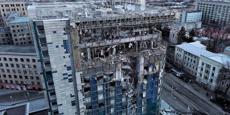 Zwei Jahre Ukraine-Krieg: auslandsjournal spezial im ZDF / heute journal mit Anchor live aus Kiew - Foto: presseportal.de