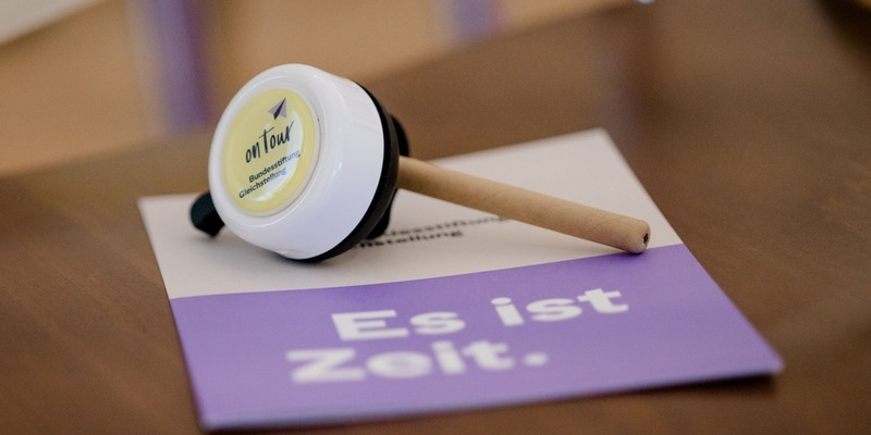 Es ist Zeit für eine gerechte Zeitpolitik / Einladung zum Foto- und Interviewtermin am Equal Care Day - Foto: presseportal.de