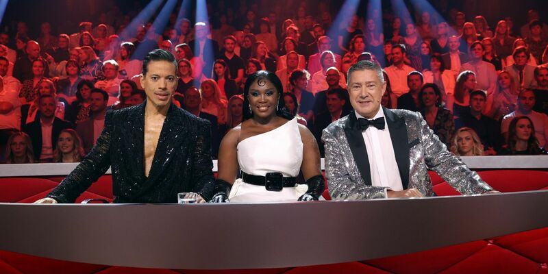 Die Jury der Tanz-Show «Let's Dance» mit Jorge González, Motsi Mabuse und Joachim Llambi (l-r). - Foto: Frank W. Hempel/RTL+ /dpa