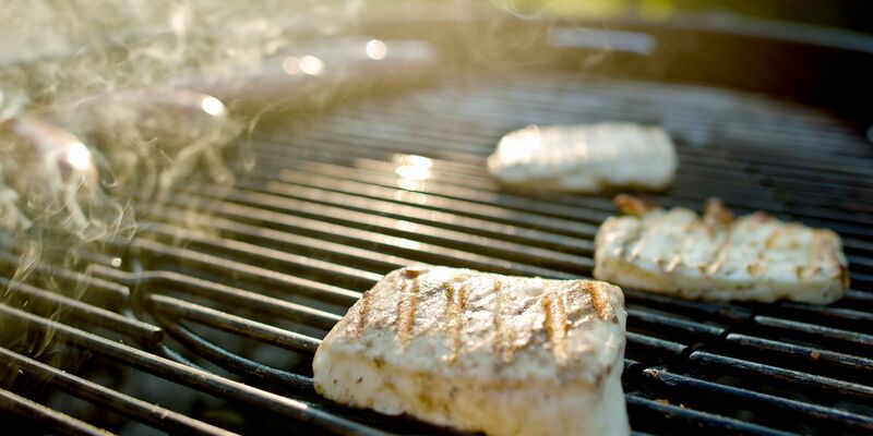 Halloumi-Käse bleibt in der EU laut einem Gerichtsurteil geschützt. - Foto: Christoph Schmidt/dpa