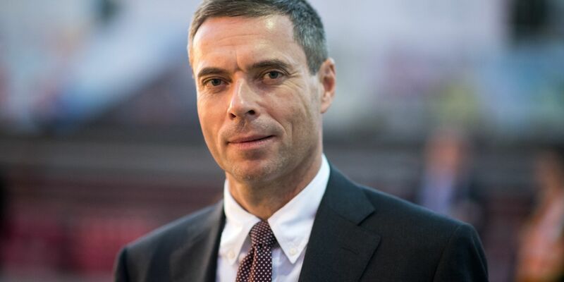 Für die Ukraine sei die die schnelle und unbürokratische Lieferung von Militärgütern nun entscheidend, so EU-Botschafter Michael Clauß. - Foto: Bernd von Jutrczenka/dpa