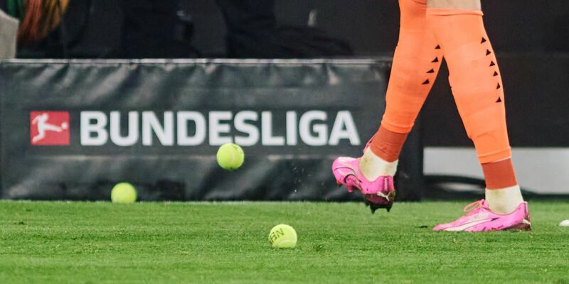 Der Kontrollausschuss des Deutschen Fußball-Bundes (DFB) will bei den Strafen moderat vorgehen. - Foto: Bernd Thissen/dpa