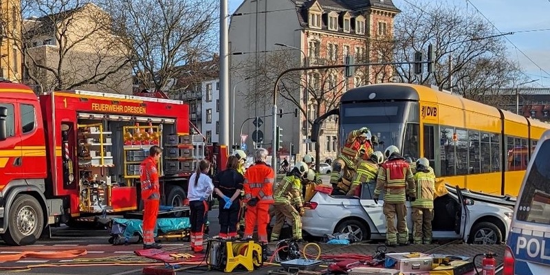 FW Dresden: Informationen zum Einsatzgeschehen von Feuerwehr und Rettungsdienst in der Landeshauptstadt Dresden vom 21. Februar 2024 - Foto: presseportal.de