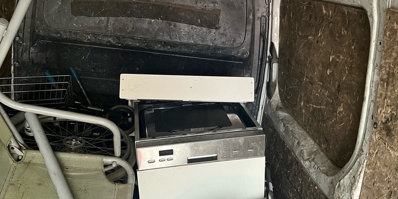 POL-HA: Verkehrsdienst kontrolliert LKW-Fahrer nach Rotlichtfahrt - Ladungsverstoß aufgedeckt - Foto: presseportal.de