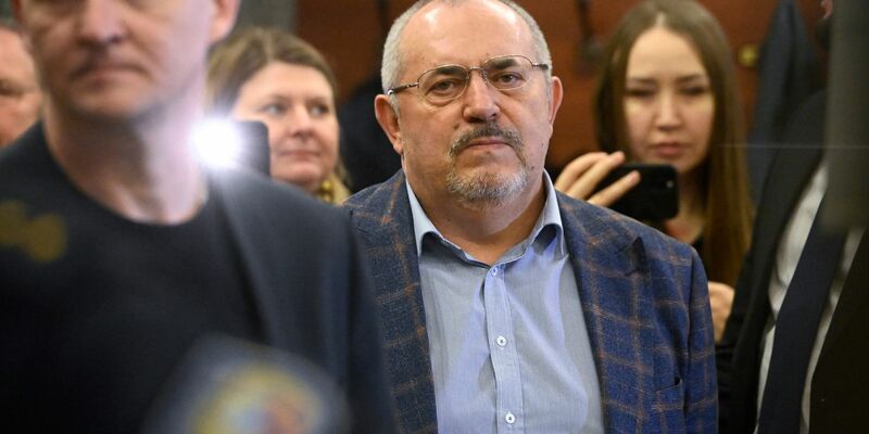 Mit seiner Anti-Kriegs-Haltung erntete Boris Nadeschdin zum Ärger des Kreml von vielen Landsleuten großen Zuspruch. - Foto: Dmitry Serebryakov/AP/dpa