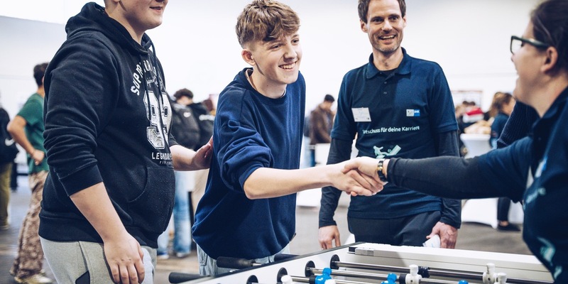 Karriere Kick in Kassel: IHK Kassel-Marburg veranstaltet innovatives Event zur Azubi-Gewinnung - Foto: presseportal.de