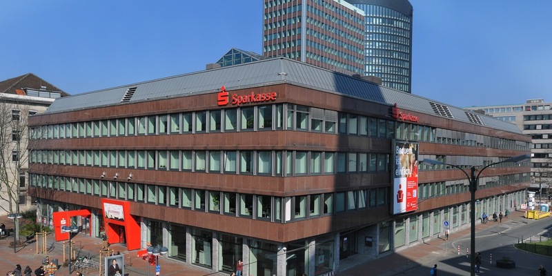Großauftrag / Ab März: Stölting reinigt alle 58 Immobilien der Sparkasse Dortmund - Foto: presseportal.de