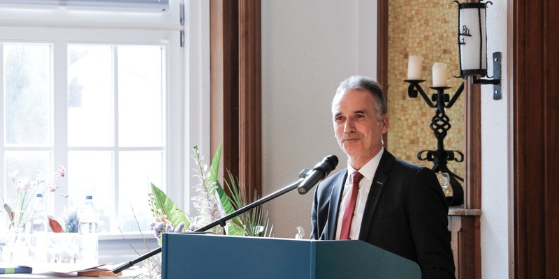 Regierungsdirektor Erwin Schultz ist neuer Leiter des Bundeswehr-Dienstleistungszentrums Leer - Foto: presseportal.de