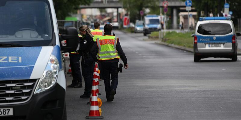 Polizeikontrolle (Archiv) - Foto: über dts Nachrichtenagentur