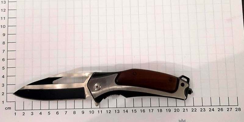 BPOL NRW: Bundespolizisten stellen Messer bei 37-Jährigen fest - Foto: presseportal.de